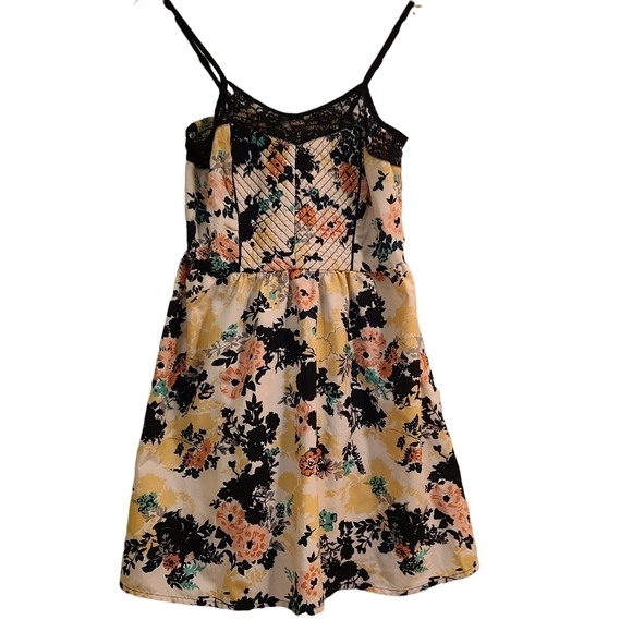 Band of gypsies whimsigoth white black floral spaghetti strap lace midi dress - Picture 1 of 8